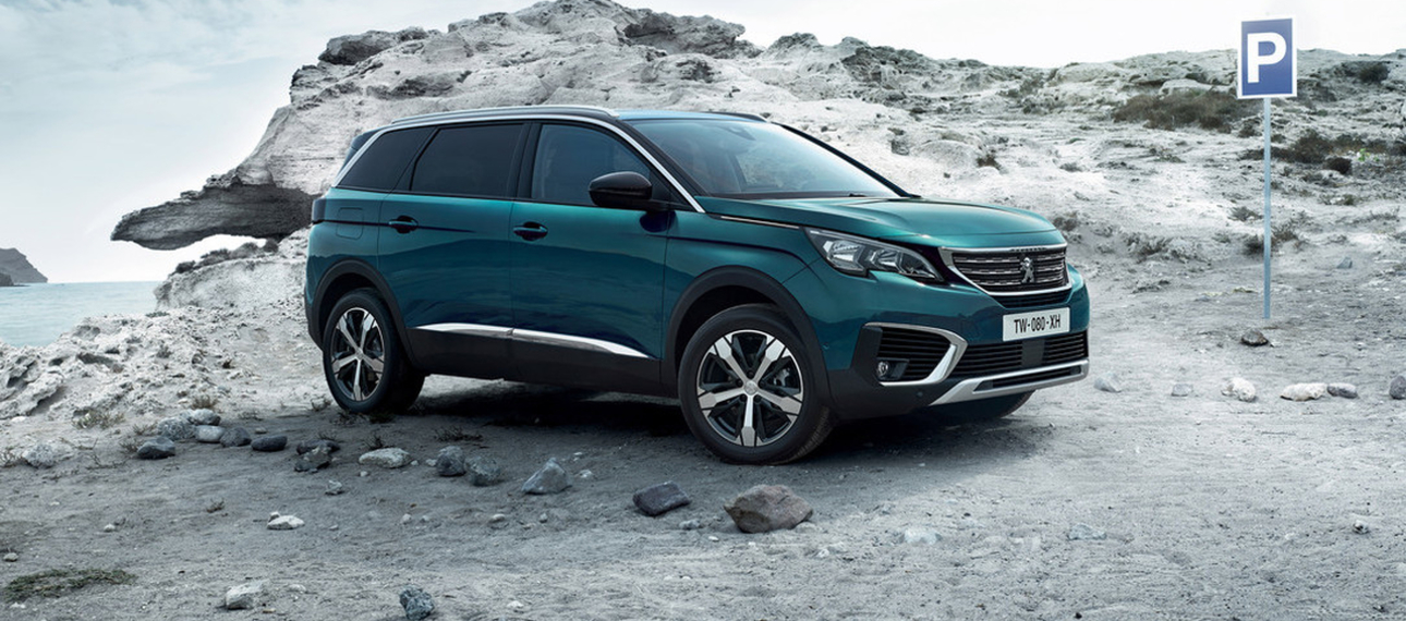 До России доехал флагманский кроссовер Peugeot 5008 До России доехал флагманский кроссовер Peugeot 5008