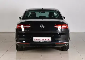 Volkswagen Passat Вид 4