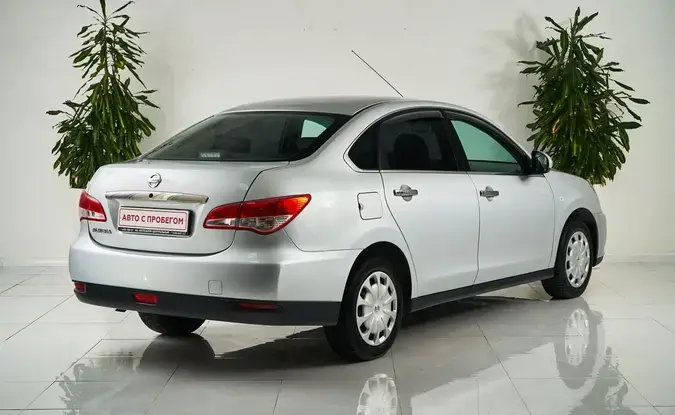 Nissan Almera