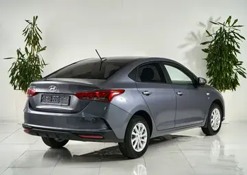 Hyundai Solaris Вид 4