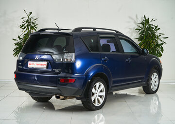 Mitsubishi Outlander Вид 5